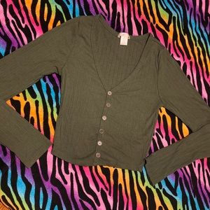 Long sleeve crop top